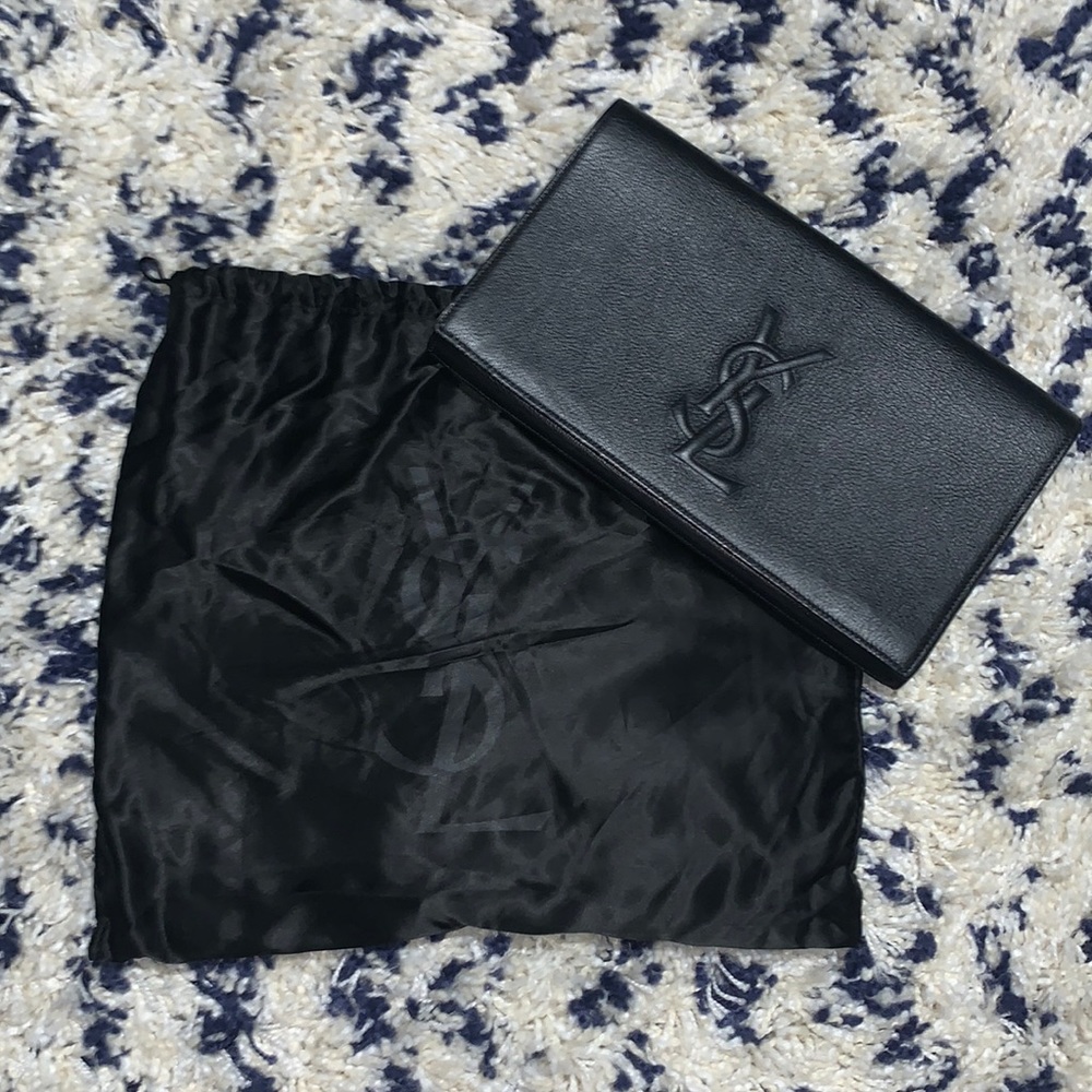 Saint Laurent Belle de jour black caviar leather clutch  11x1x6